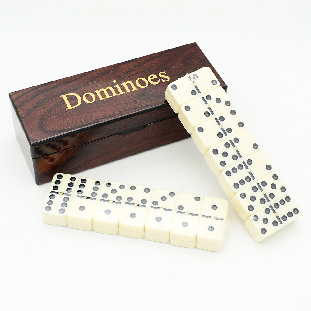 مجموعة دومينو من الراتنج مكونة - مراجعة Woodworking Game وسعره